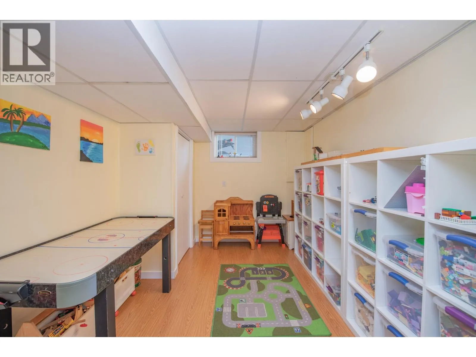 106 West Enderby Road