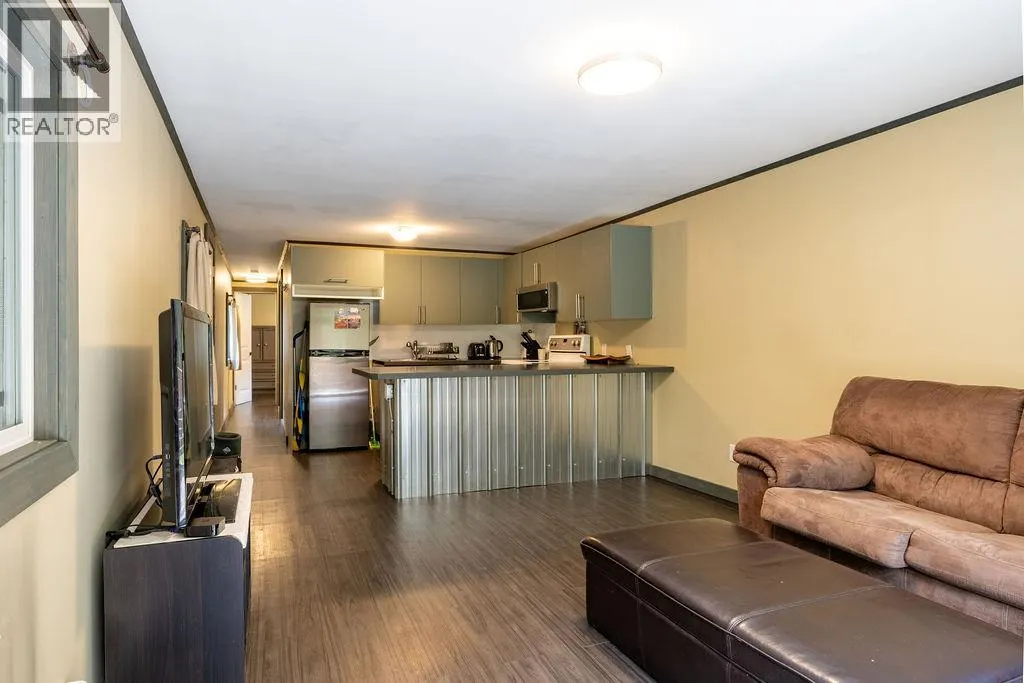 1079 Lundell Road Unit# 4