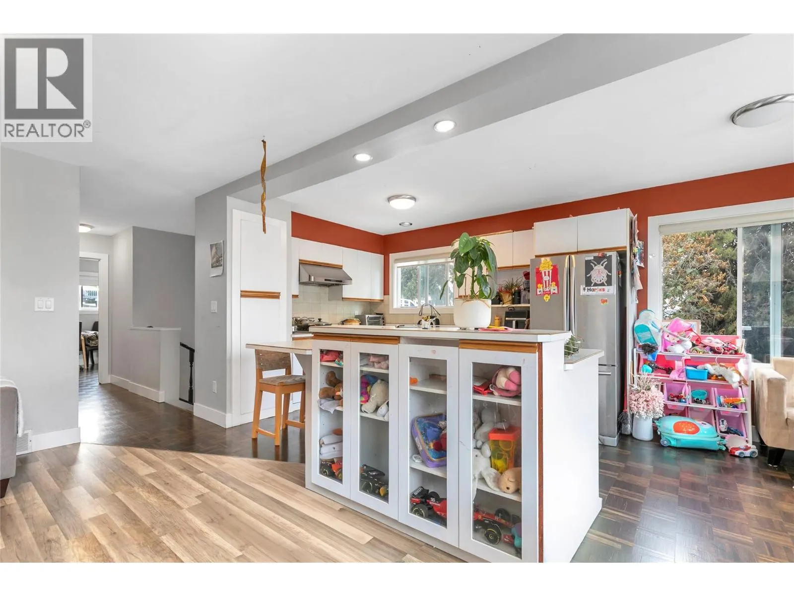 2080 McKenzie Road