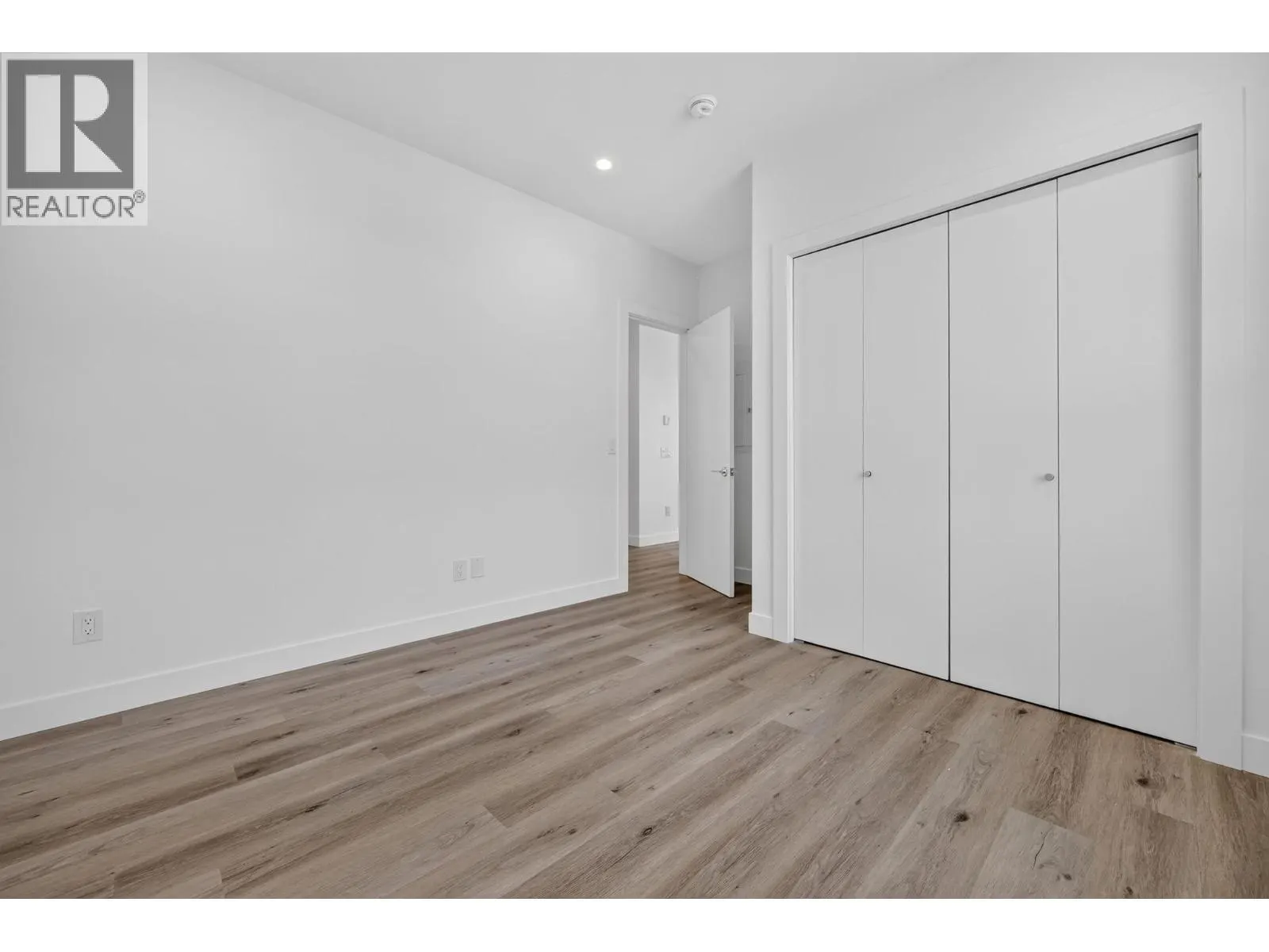3300 Lakeshore Road Unit# 1303