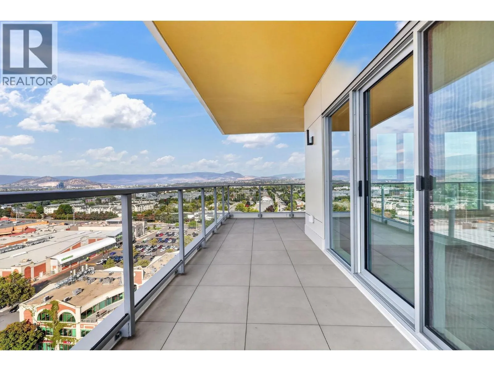 3300 Lakeshore Road Unit# 1303