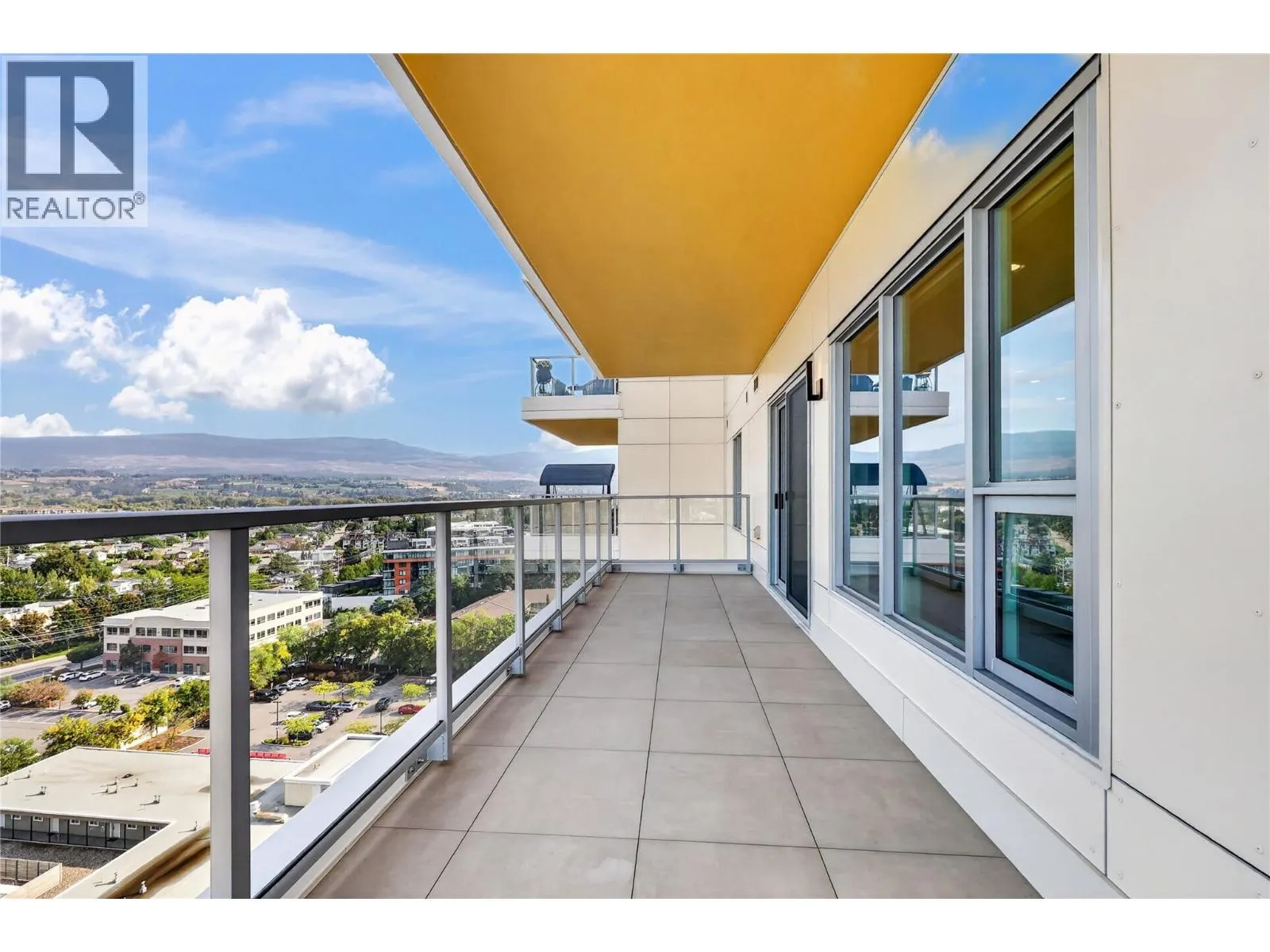 3300 Lakeshore Road Unit# 1303