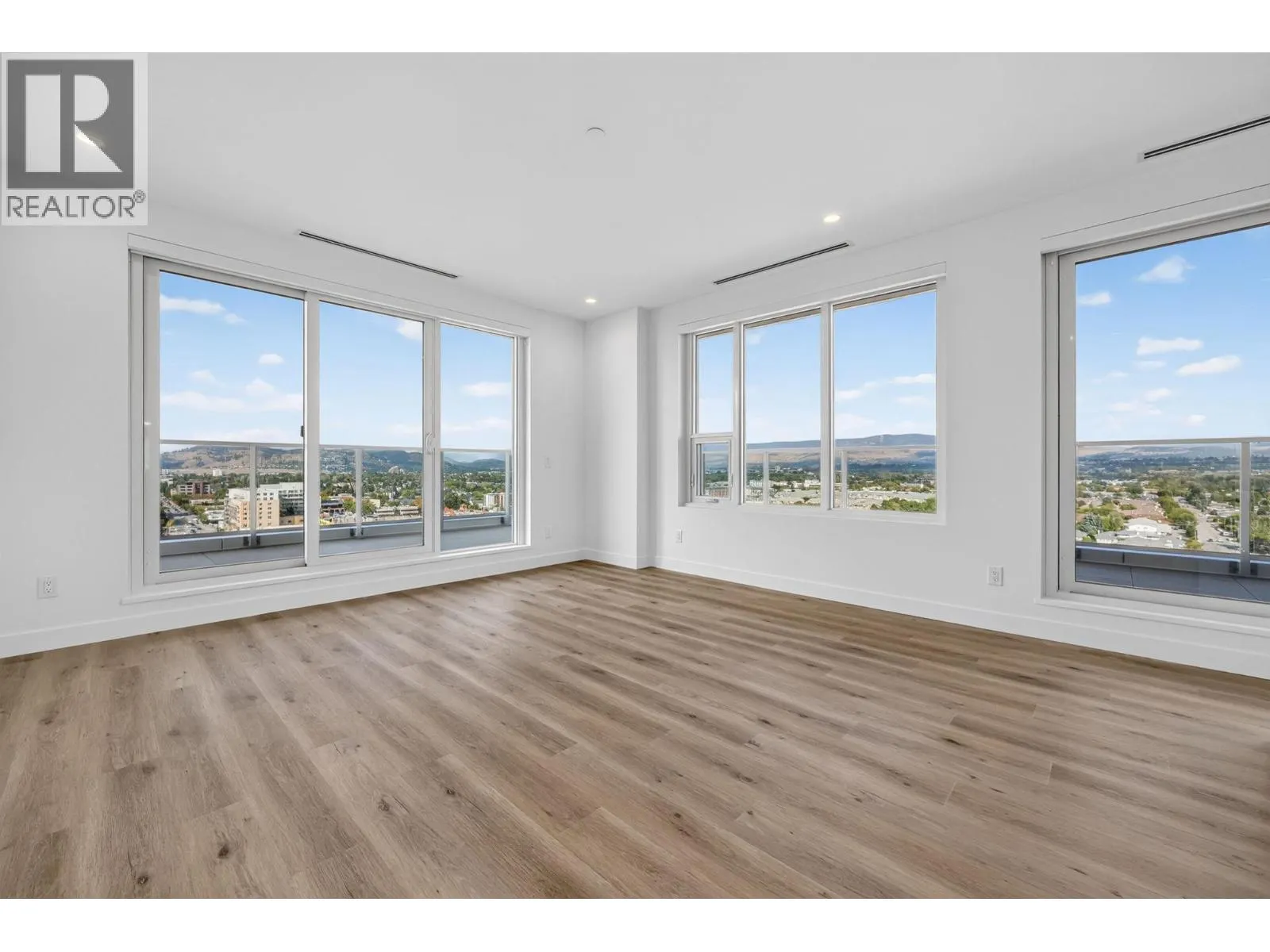 3300 Lakeshore Road Unit# 1303