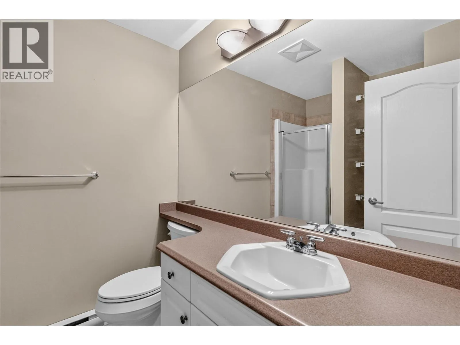 1962 Enterprise Way Unit# 214