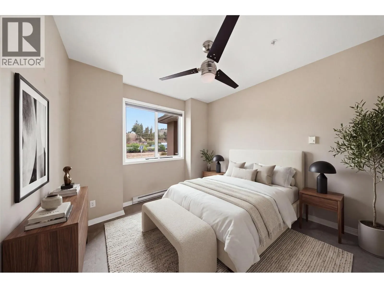 1962 Enterprise Way Unit# 214