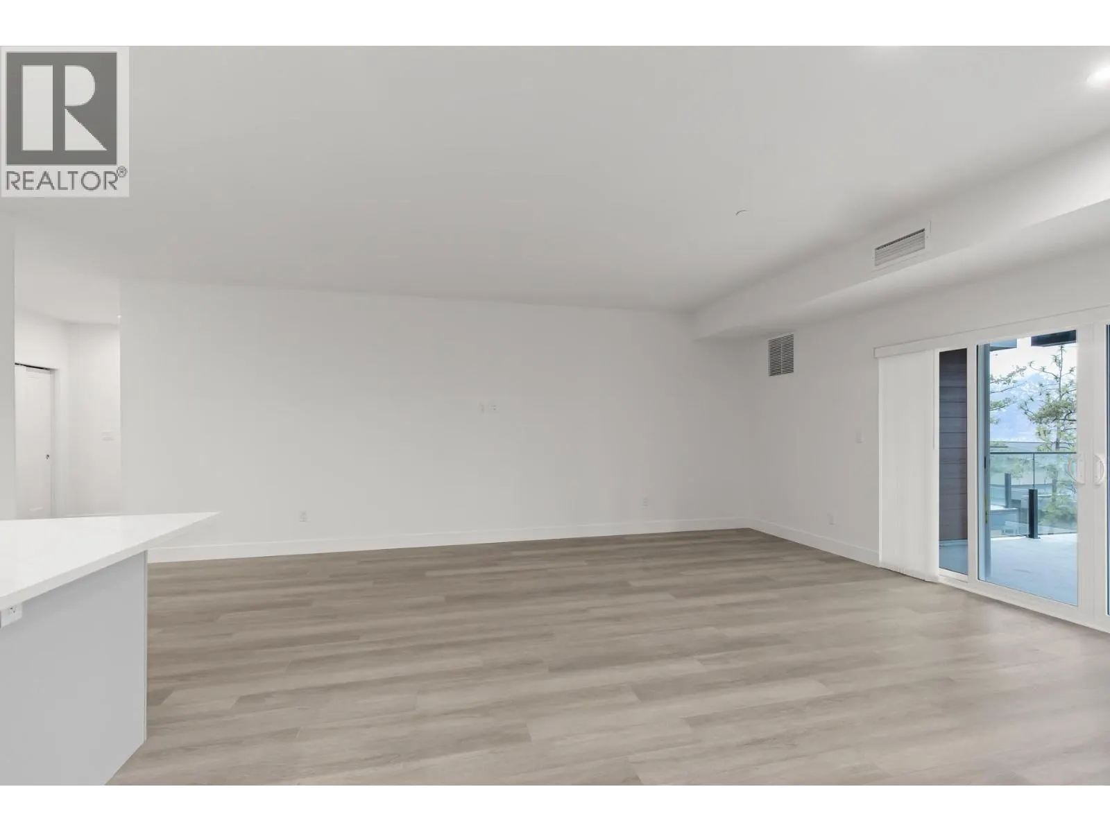 3434 McKinley Beach Drive Unit# 209