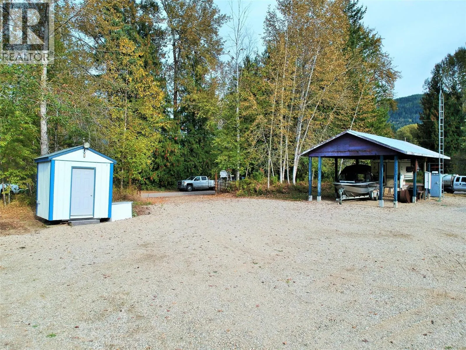 1822 Cemetery Road