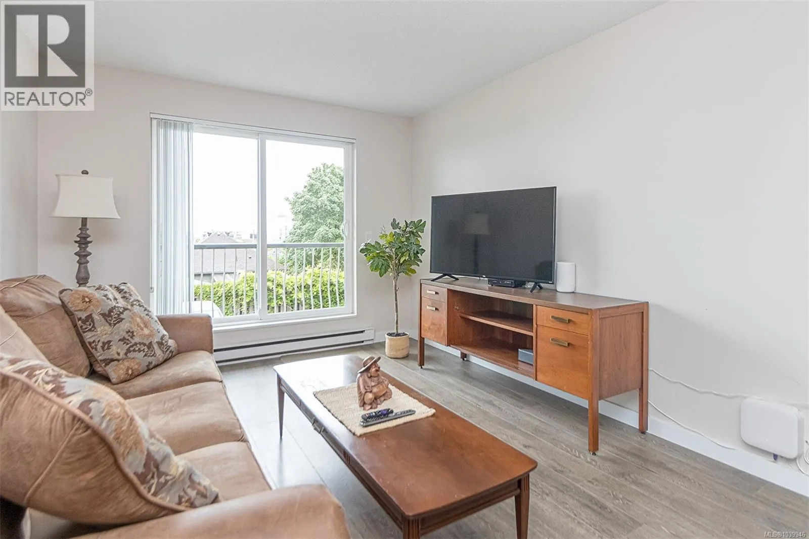 101-309 116 Prideaux St