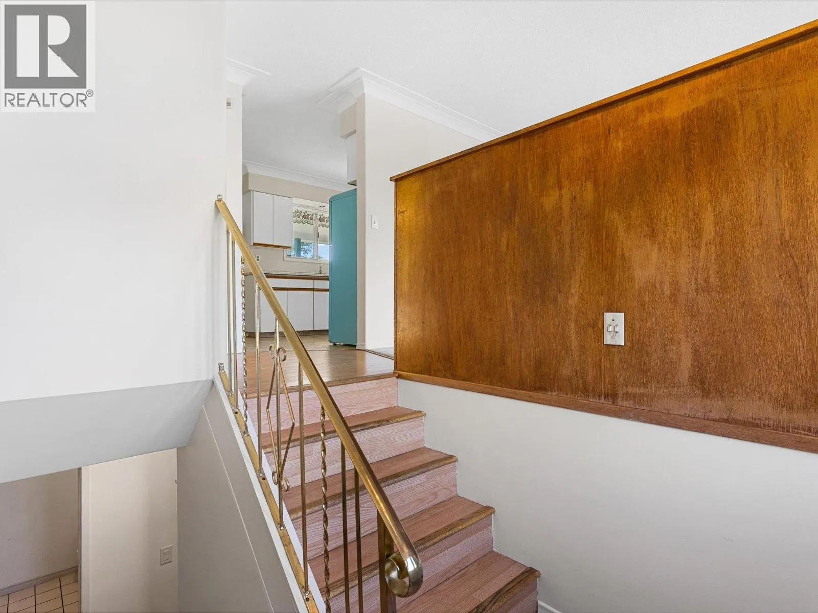 465 Hollydell Road