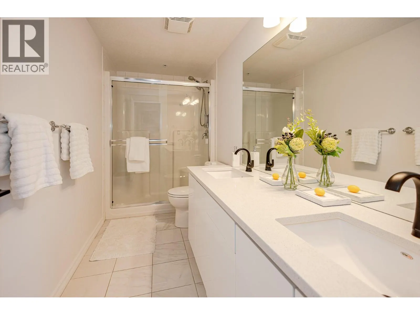 1088 Sunset Drive Unit# 427