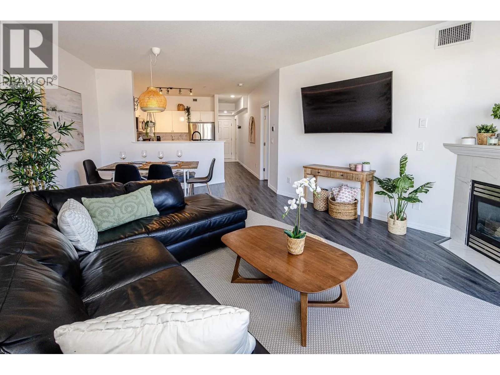 1088 Sunset Drive Unit# 427
