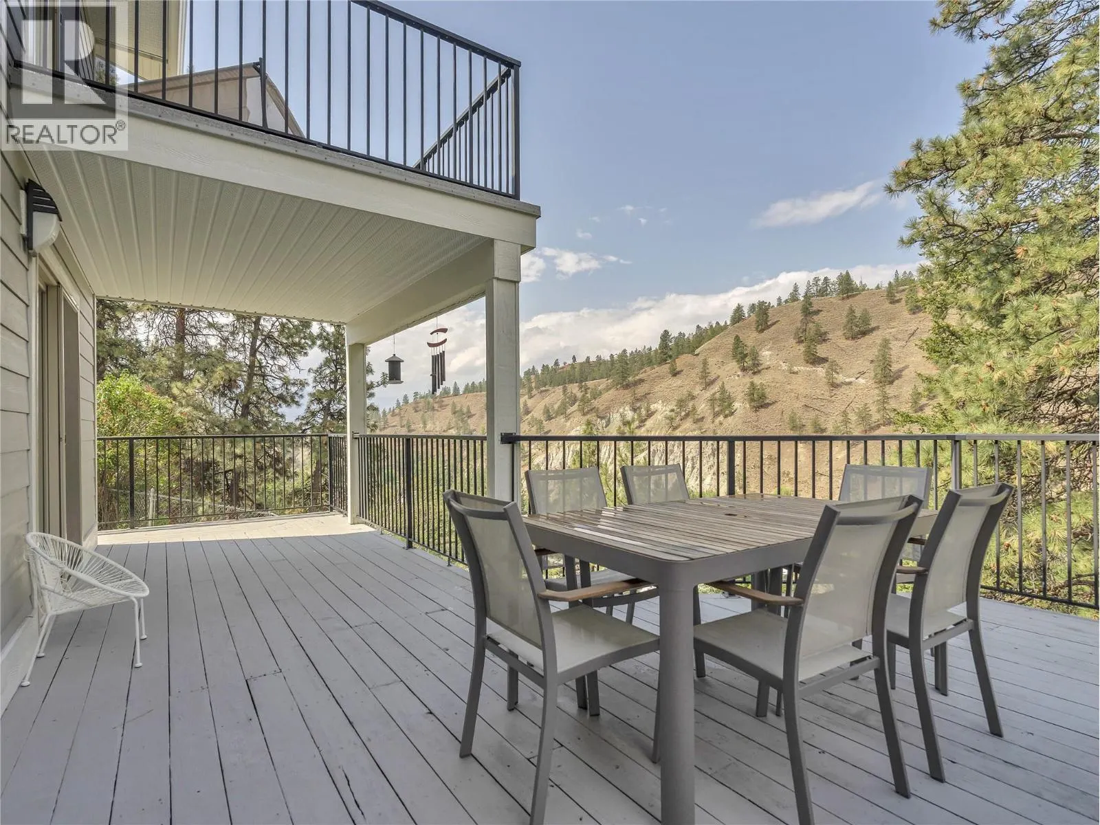 157 ADAMS Crescent