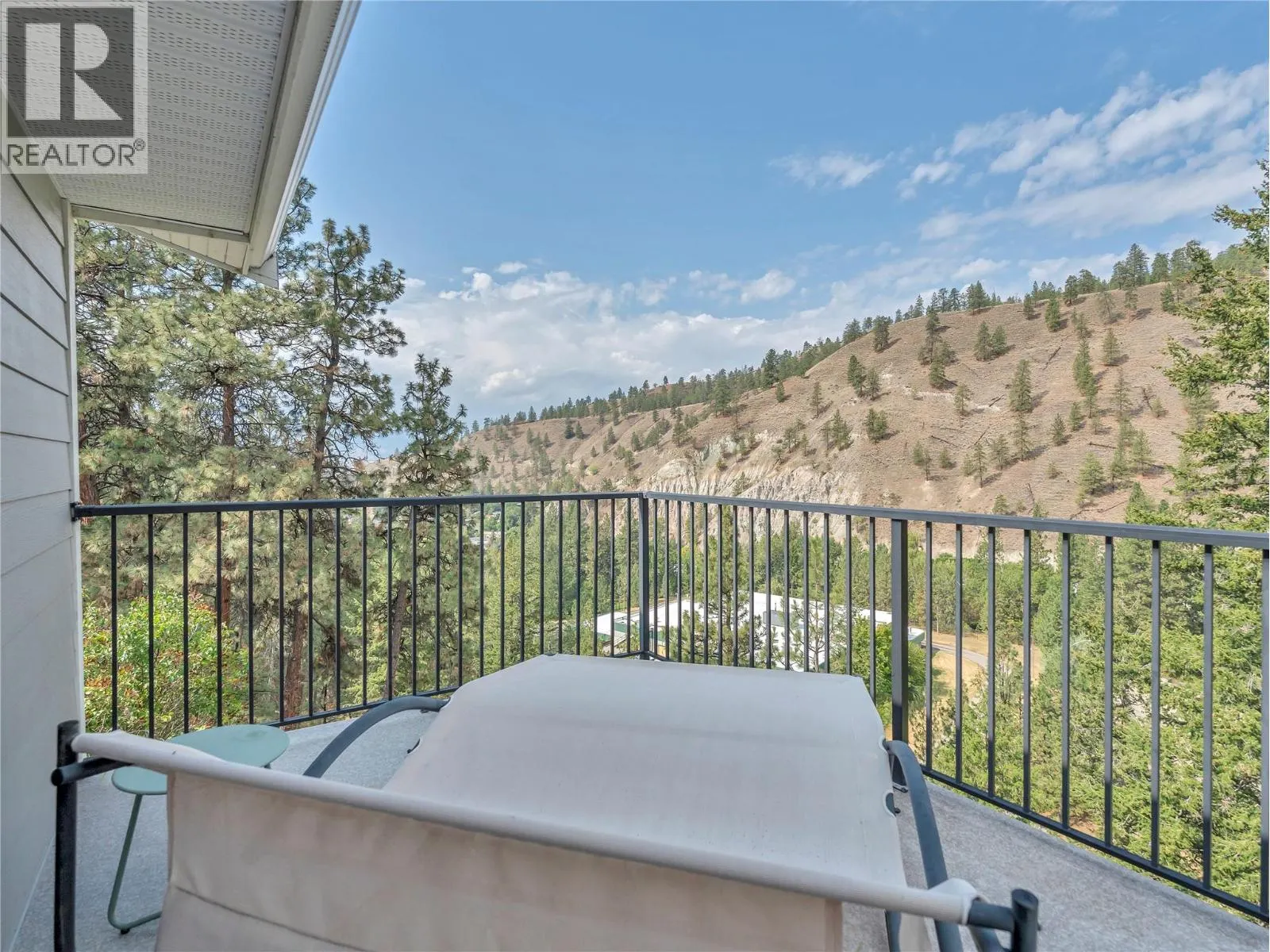 157 ADAMS Crescent