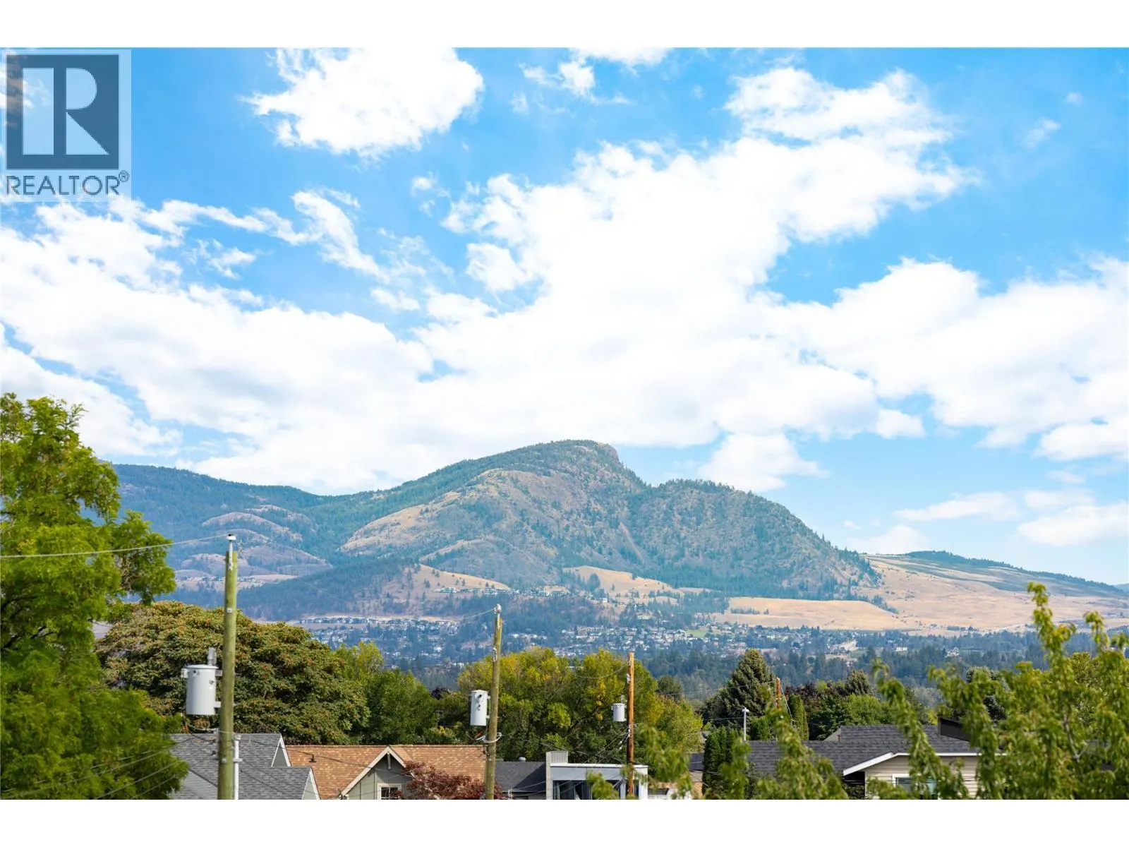 798 WARDLAW Avenue