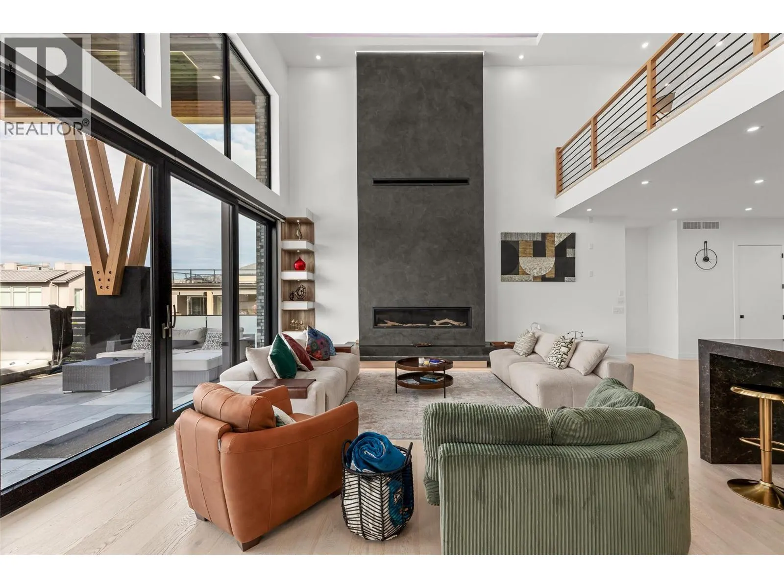 466 Swan Drive