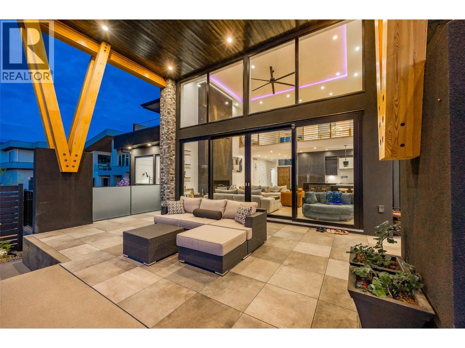 466 Swan Drive