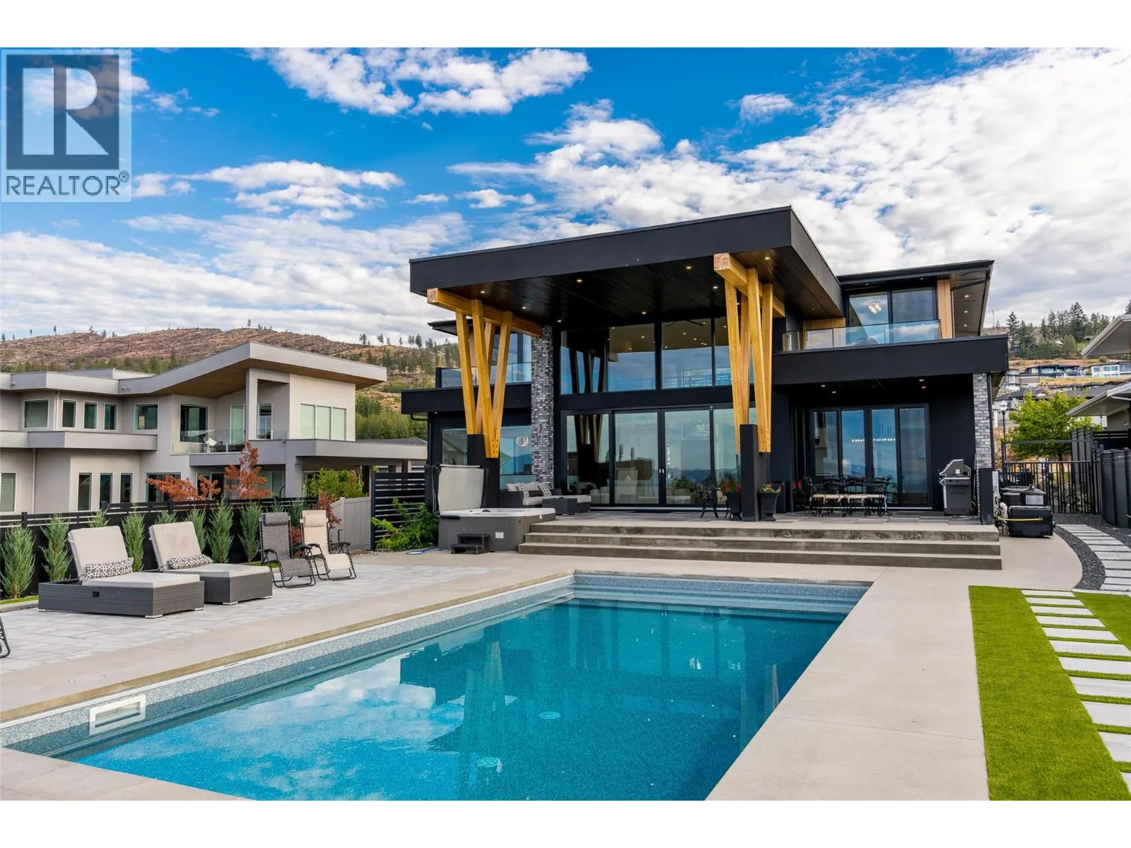 466 Swan Drive