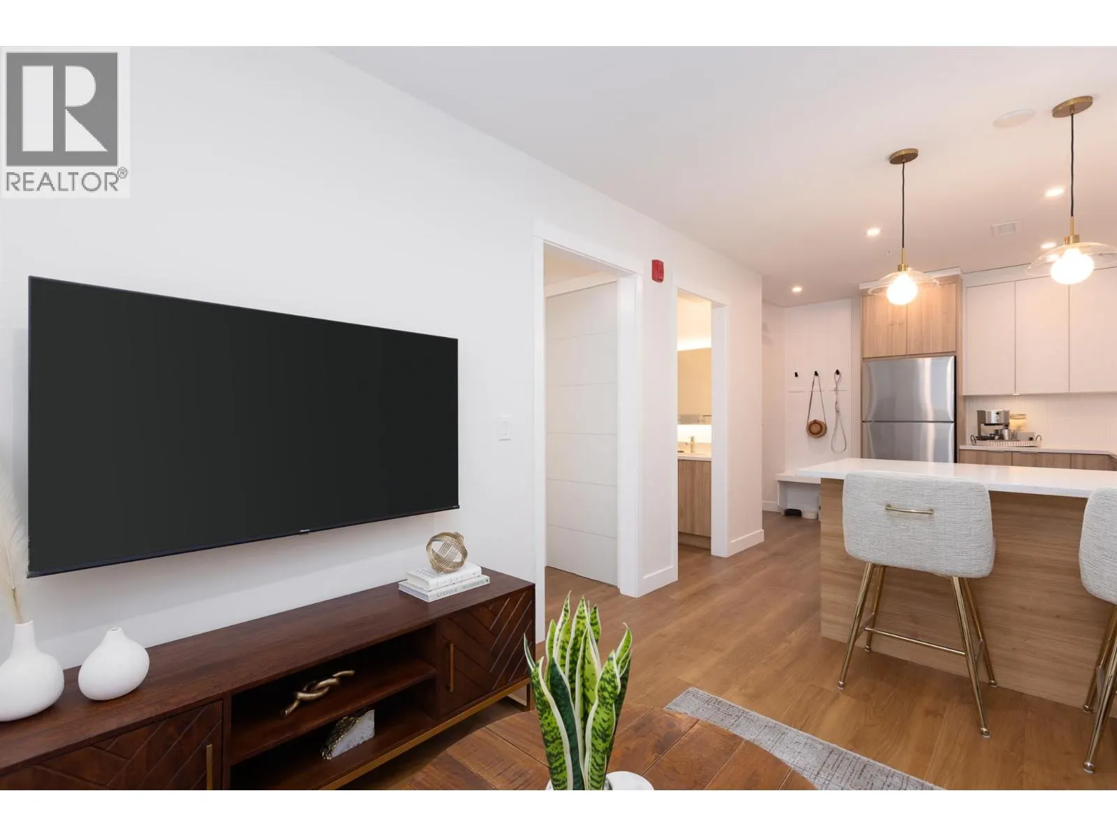 1281 Pridham Avenue Unit# 621
