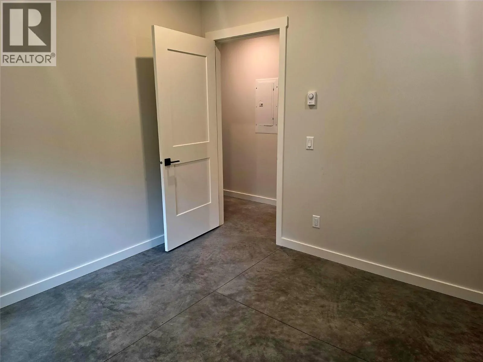 2801 HARLOW Road