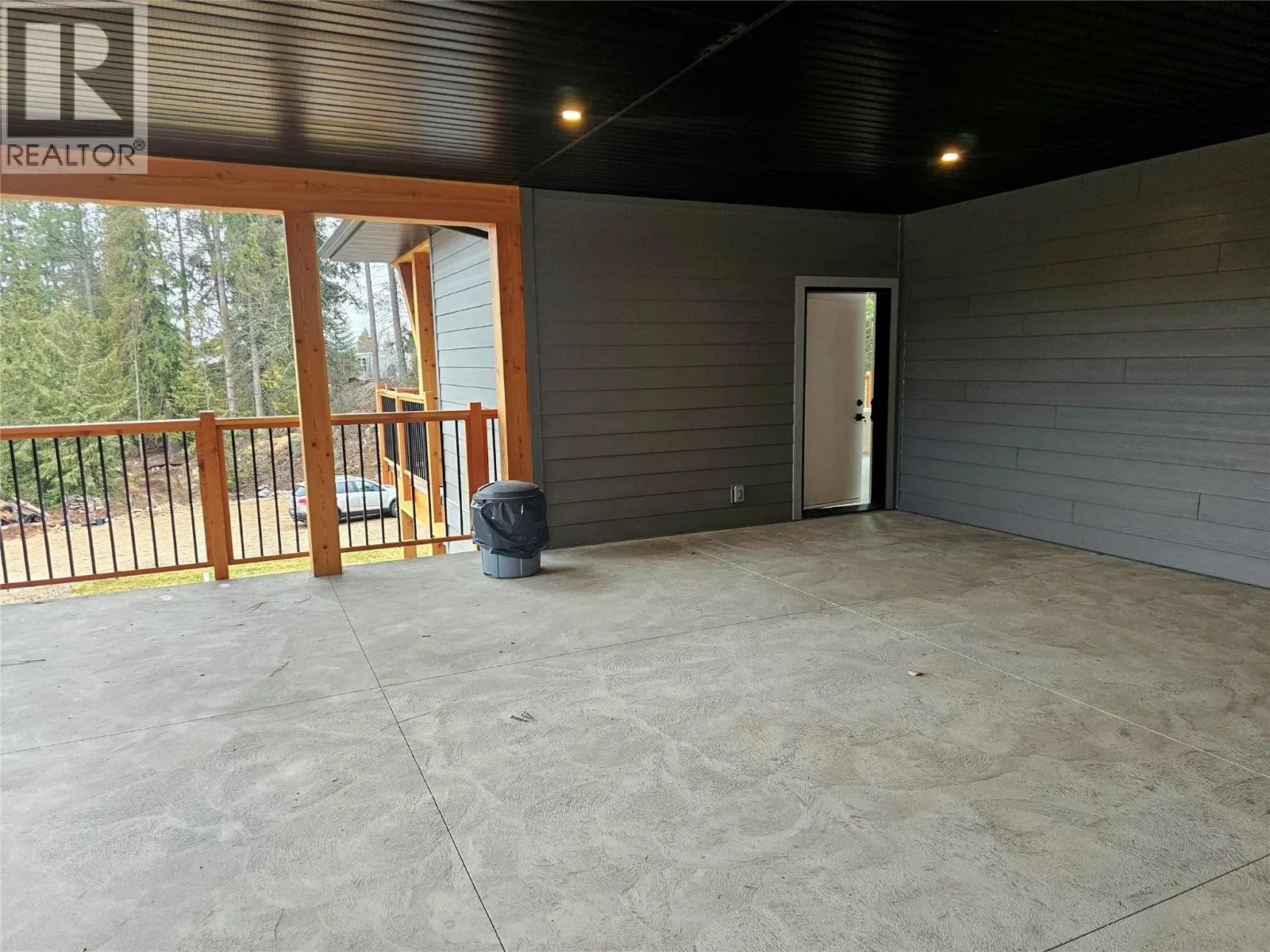 2801 HARLOW Road