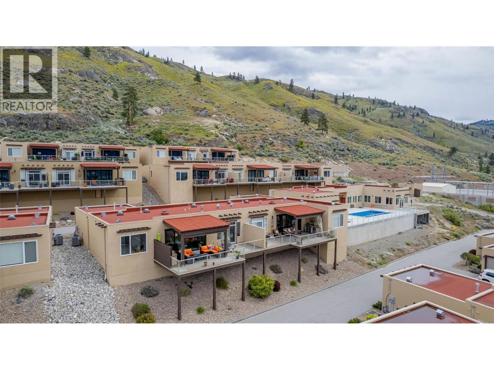 2000 VALLEYVIEW Drive Unit# 20