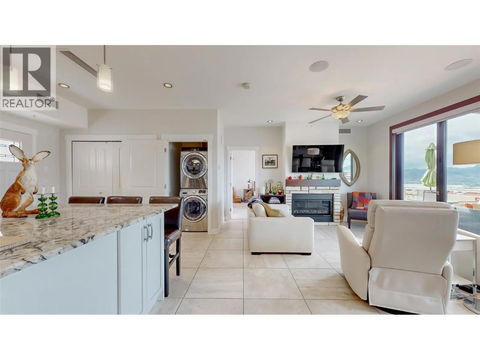 2000 VALLEYVIEW Drive Unit# 20