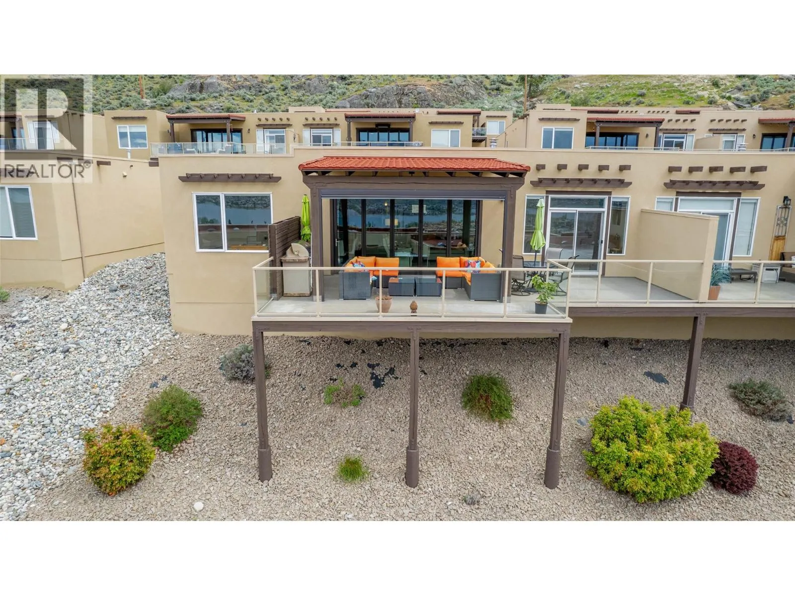 2000 VALLEYVIEW Drive Unit# 20