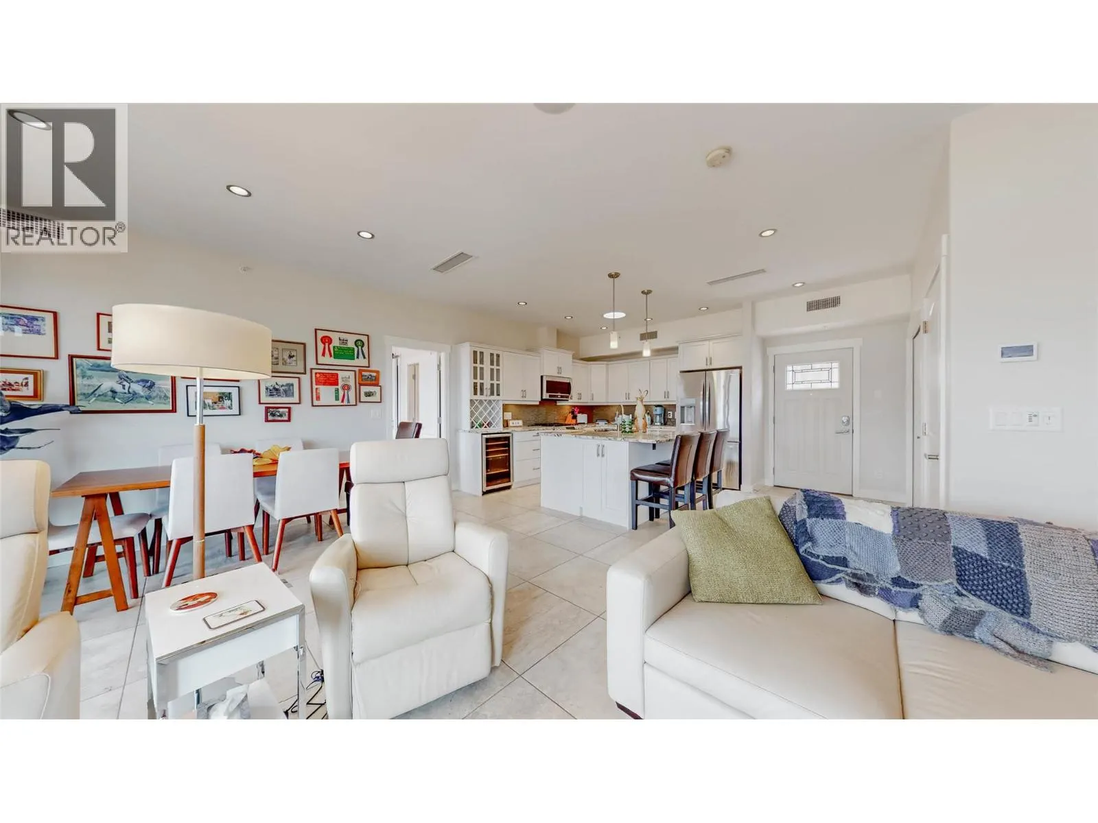 2000 VALLEYVIEW Drive Unit# 20