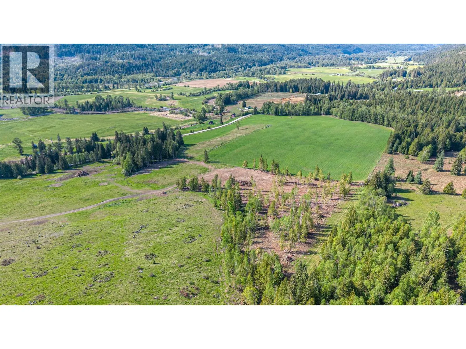 2465 Mabel lake Road