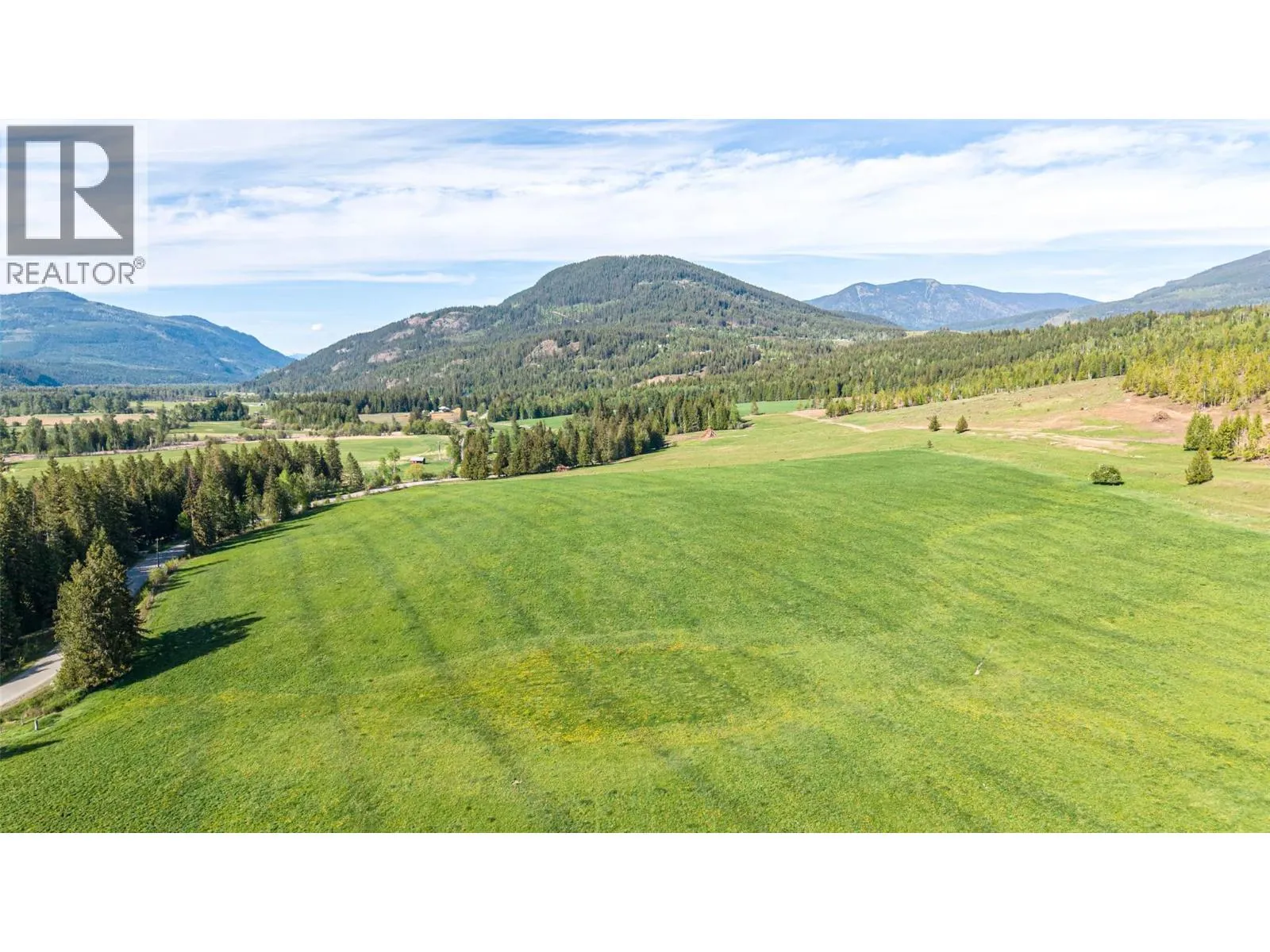 2465 Mabel lake Road
