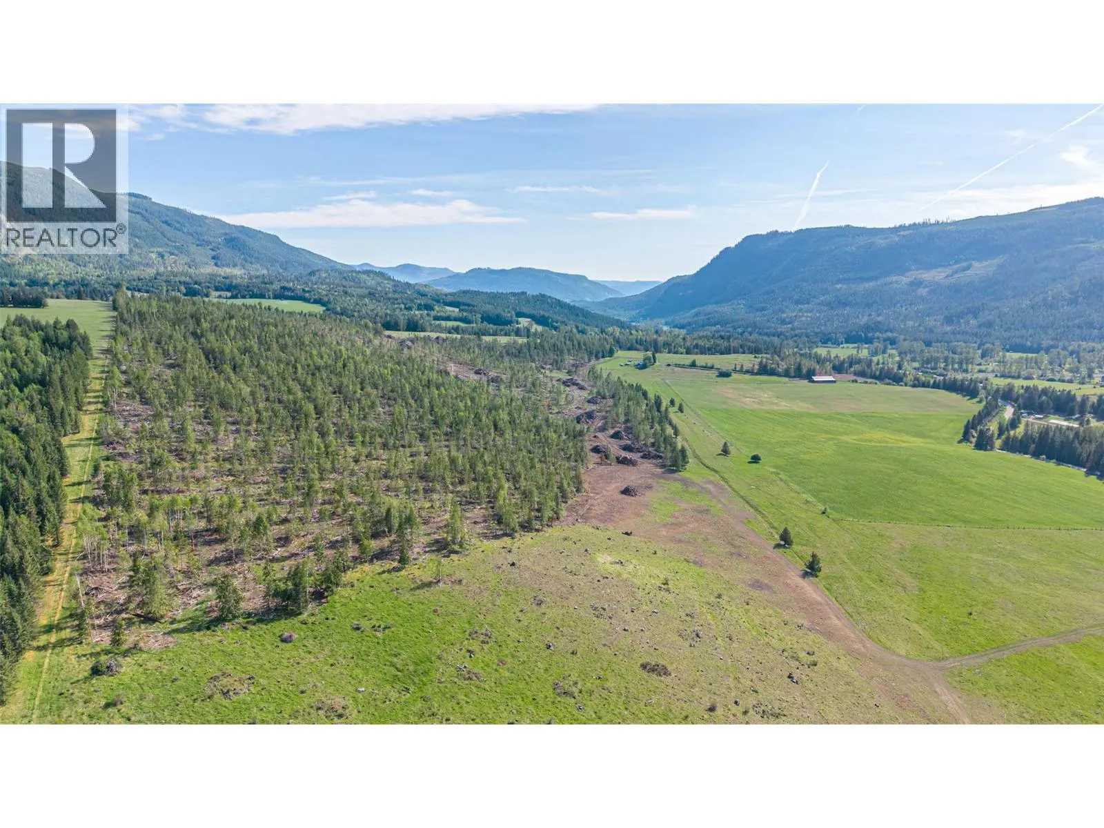 2465 Mabel lake Road