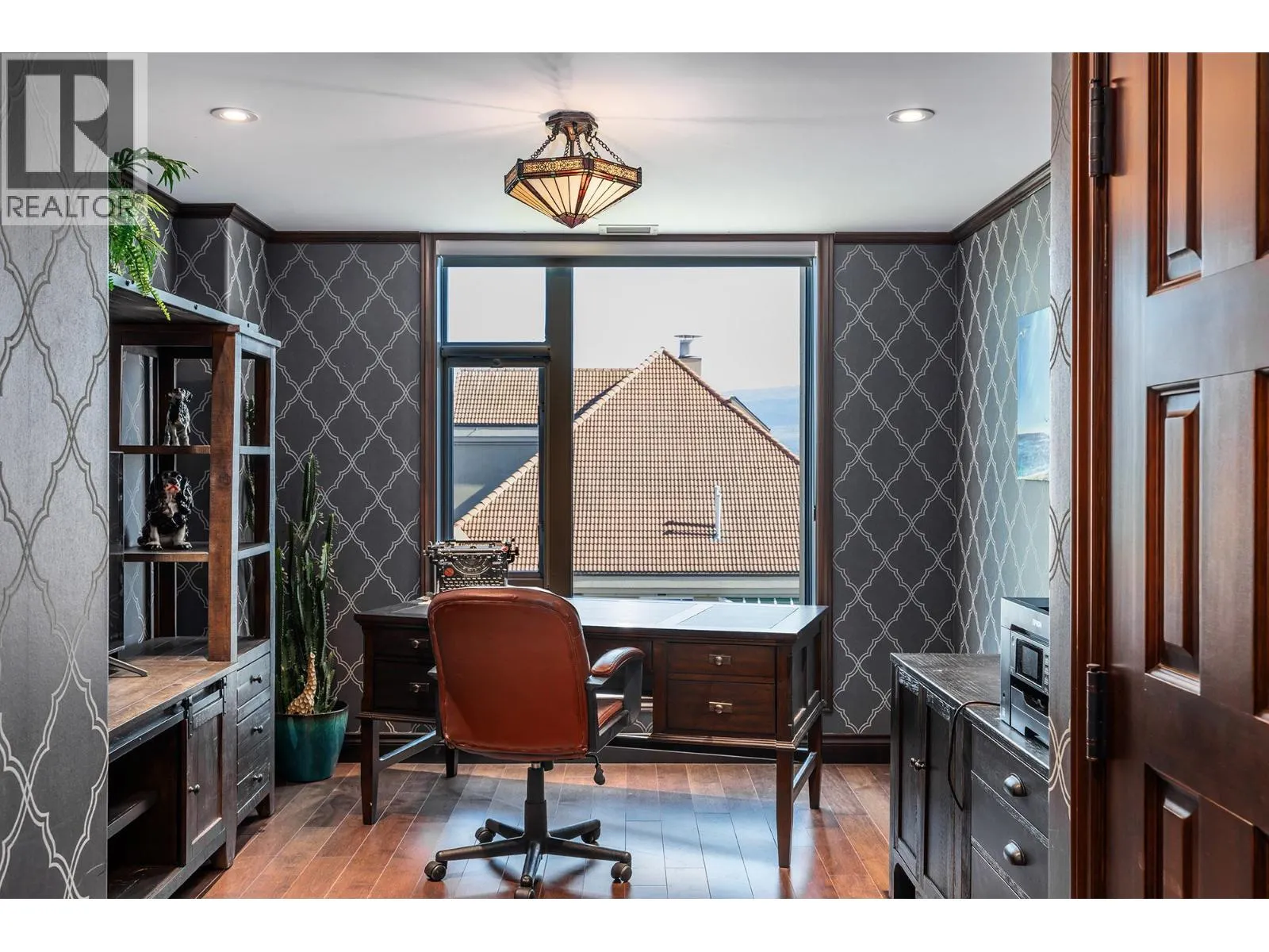 1128 Sunset Drive Unit# 1702
