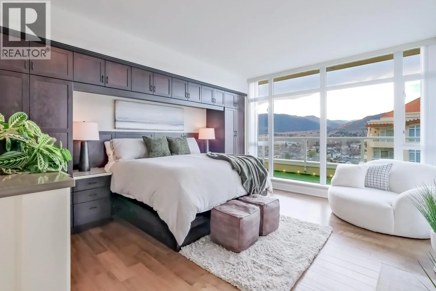75 MARTIN Street Unit# 1501