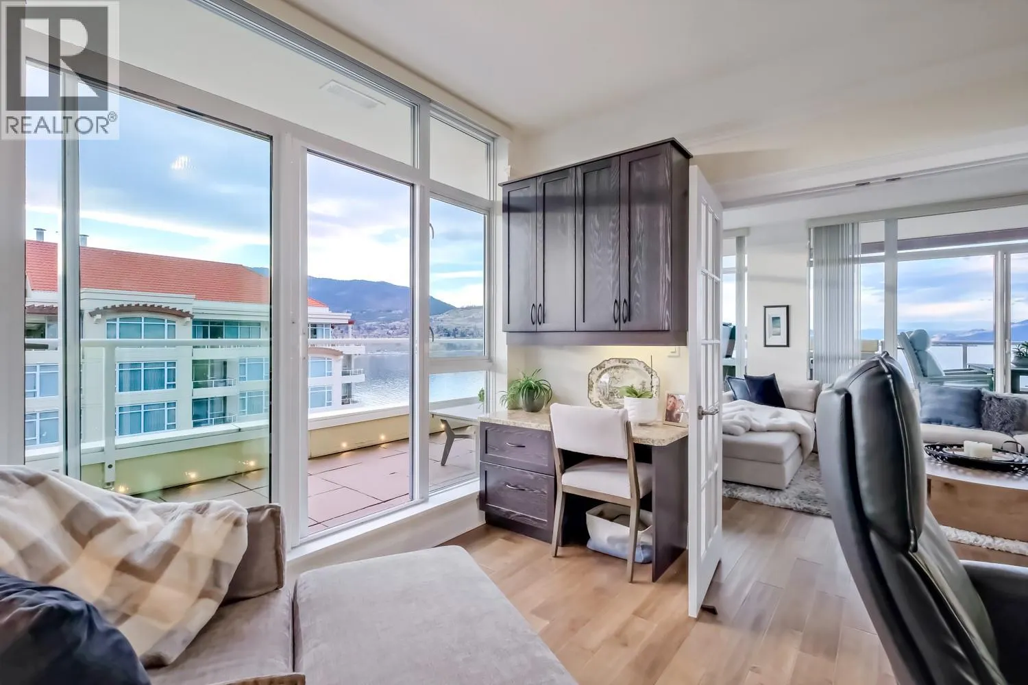 75 MARTIN Street Unit# 1501