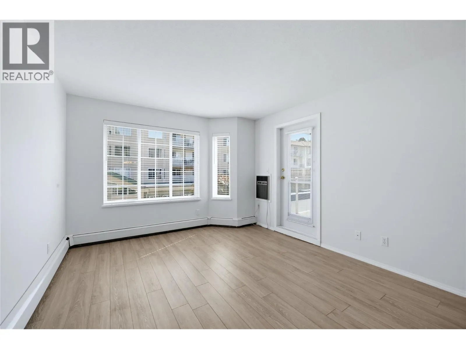 250 5 Street SE Unit# 111