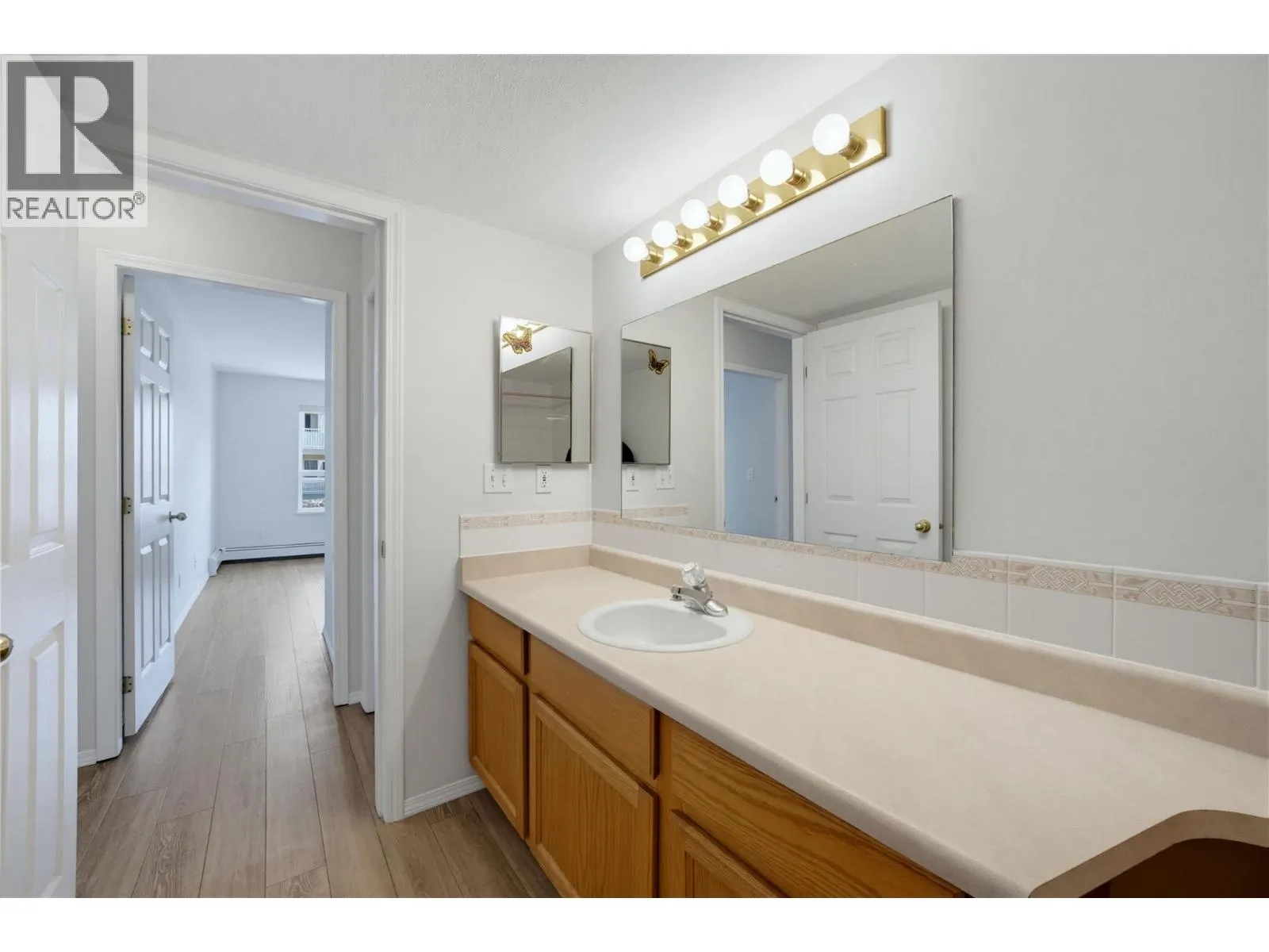 250 5 Street SE Unit# 111