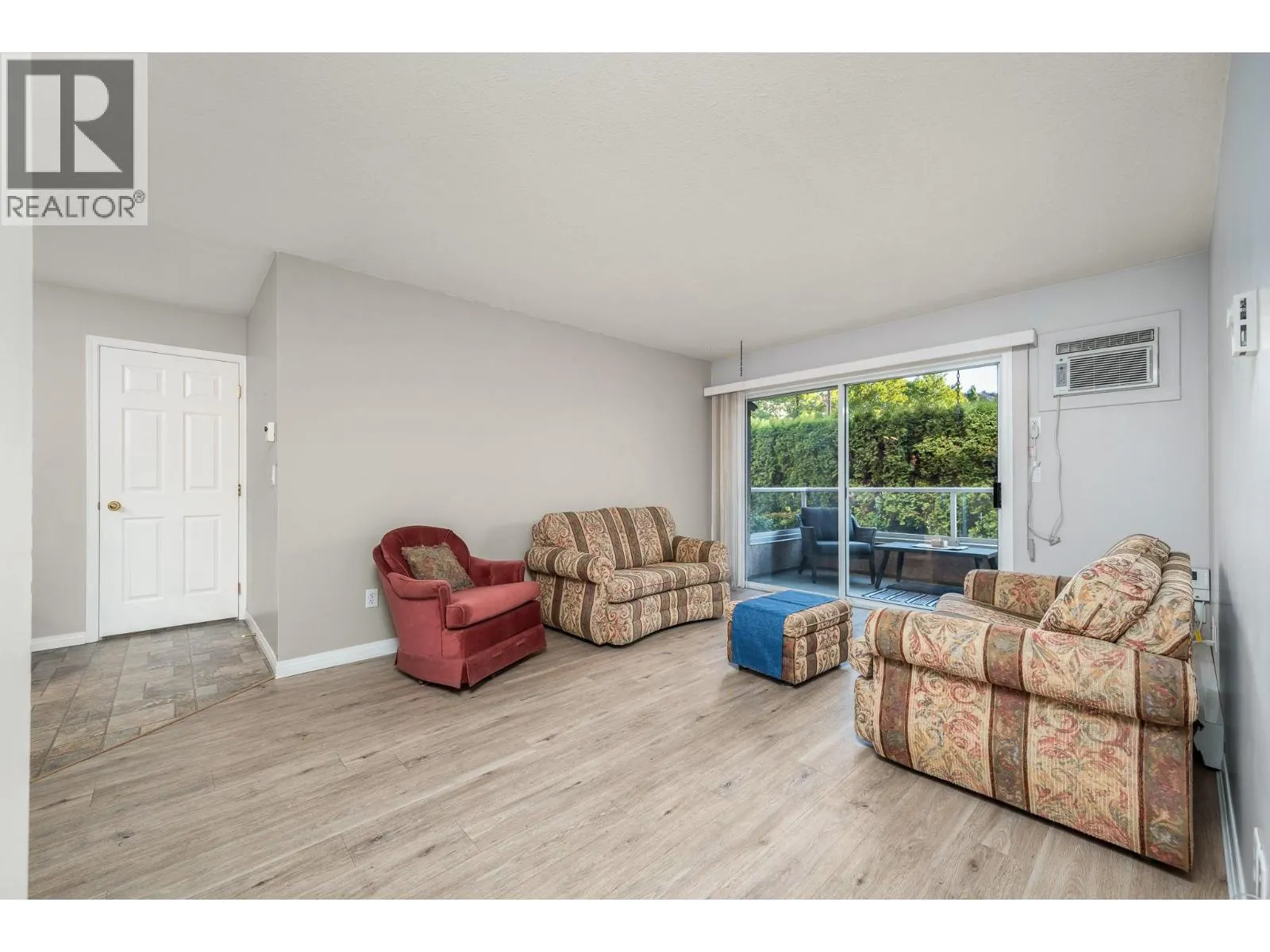 3609 30 Avenue Unit# 208