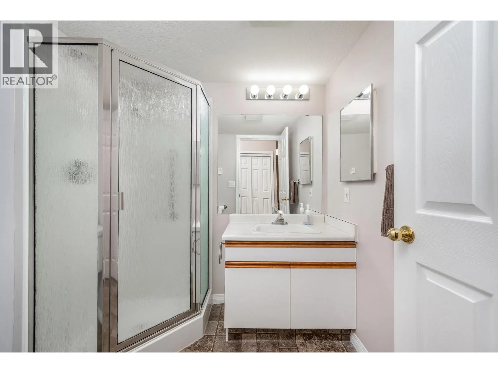 3609 30 Avenue Unit# 208