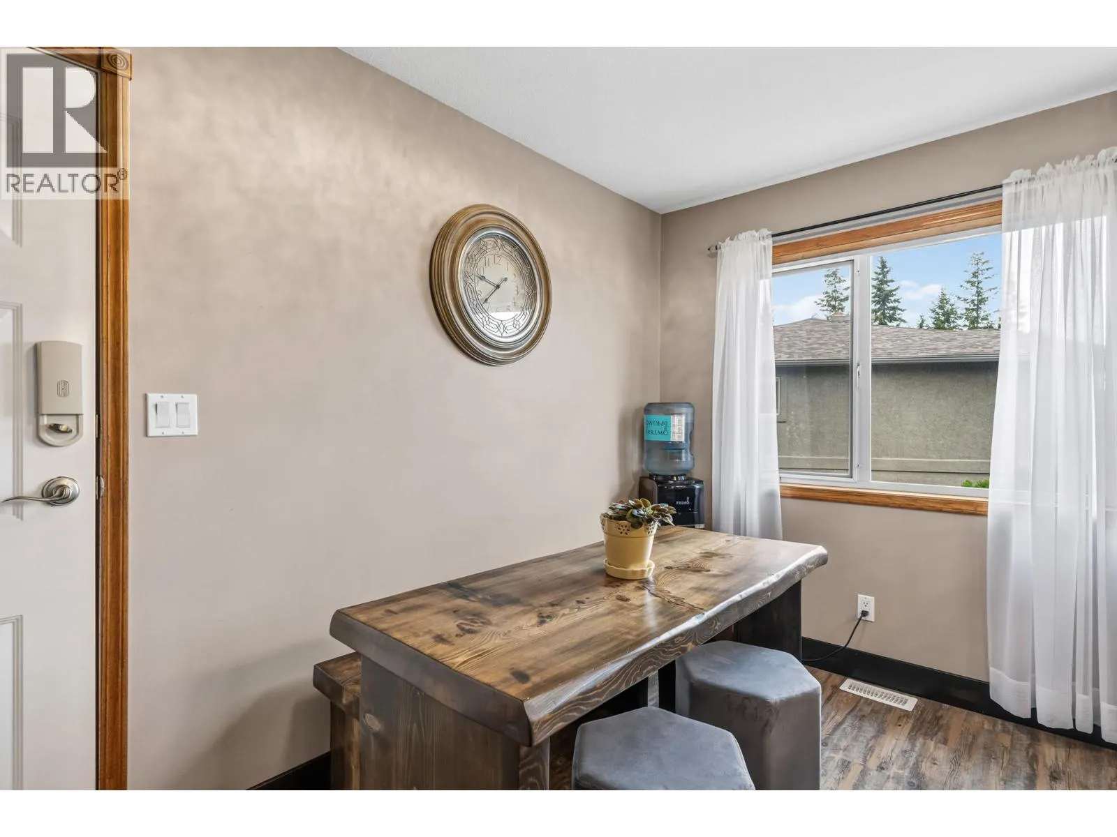 1108 Menu Road