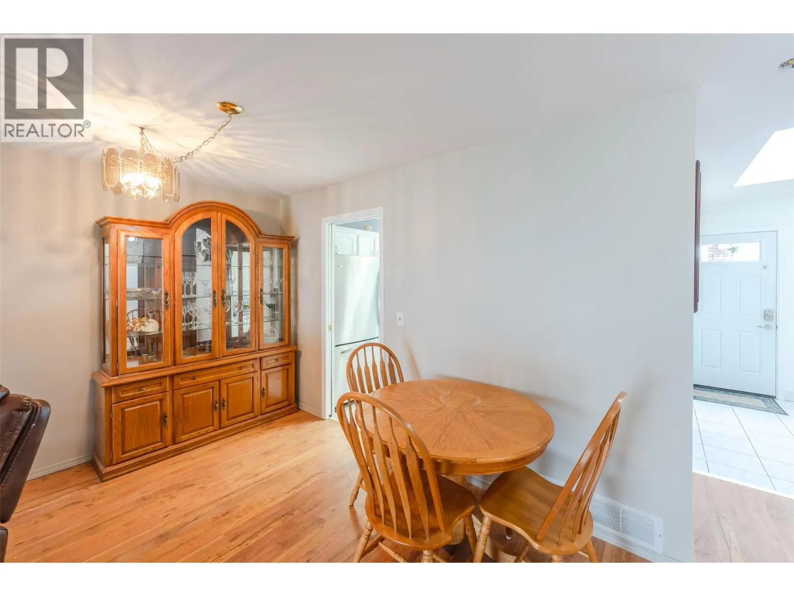 980 CEDAR Street Unit# 5