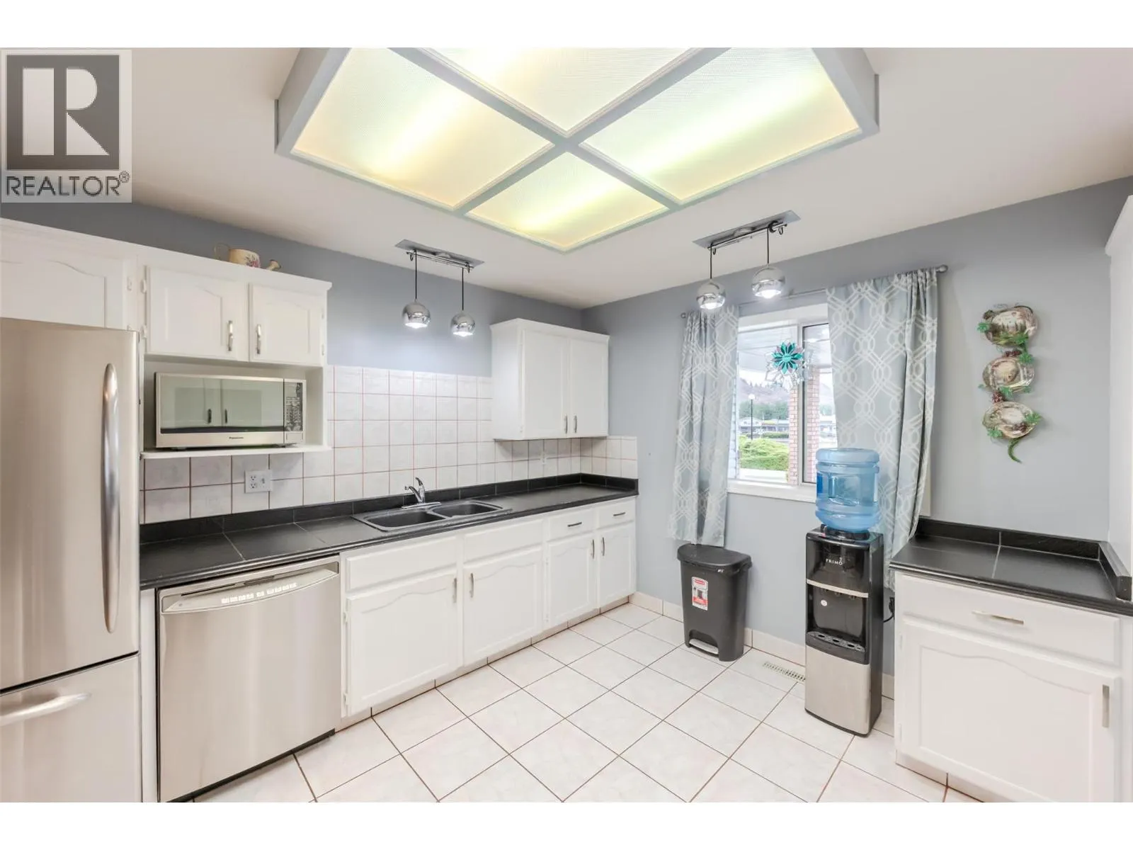 980 CEDAR Street Unit# 5