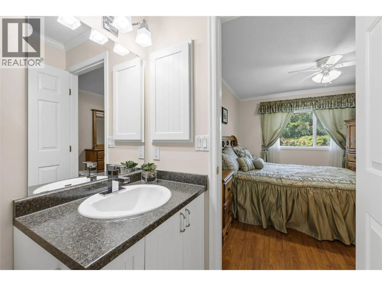 1255 RAYMER Avenue Unit# 548