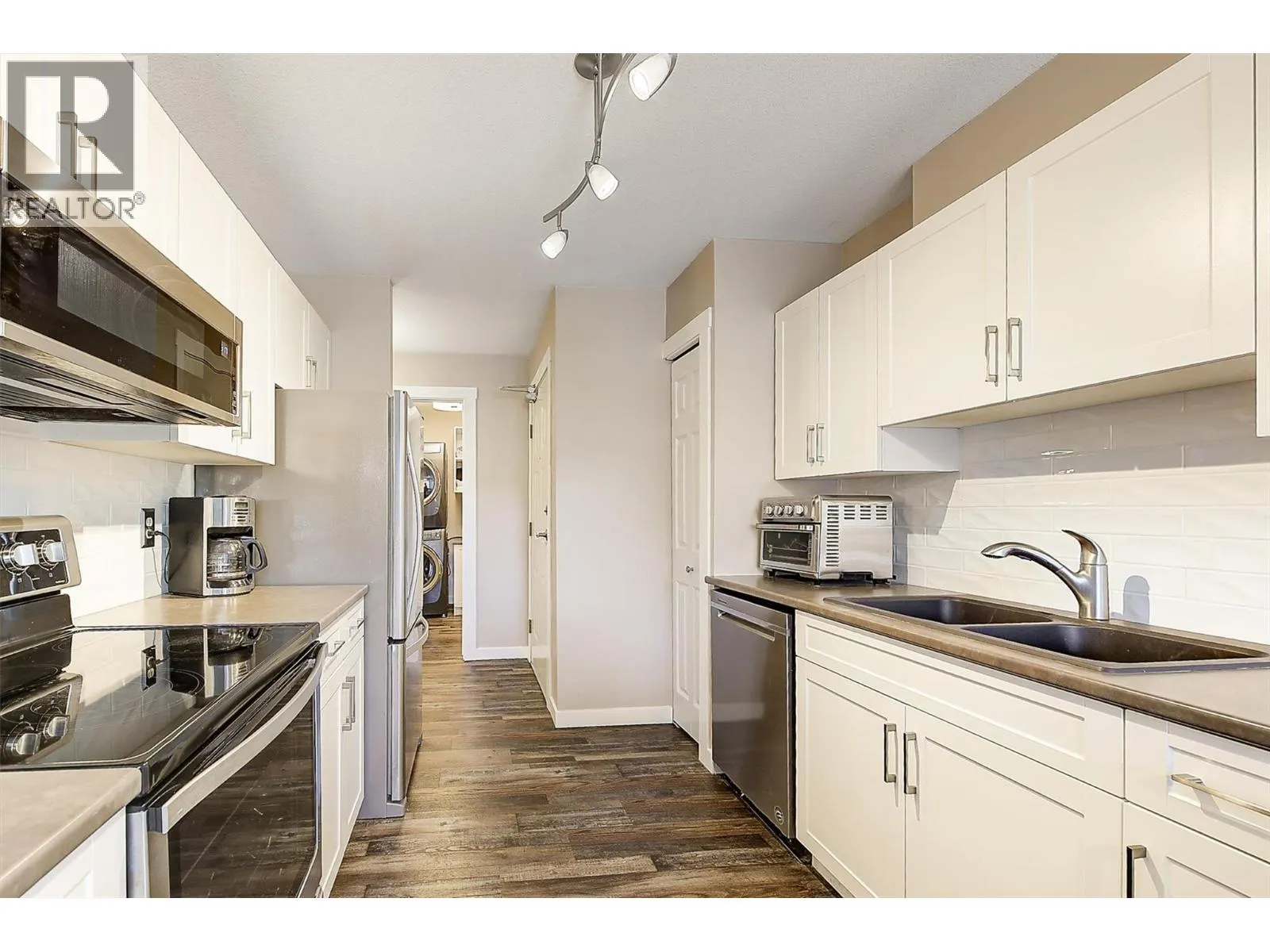 3842 Gordon Drive Unit# 216