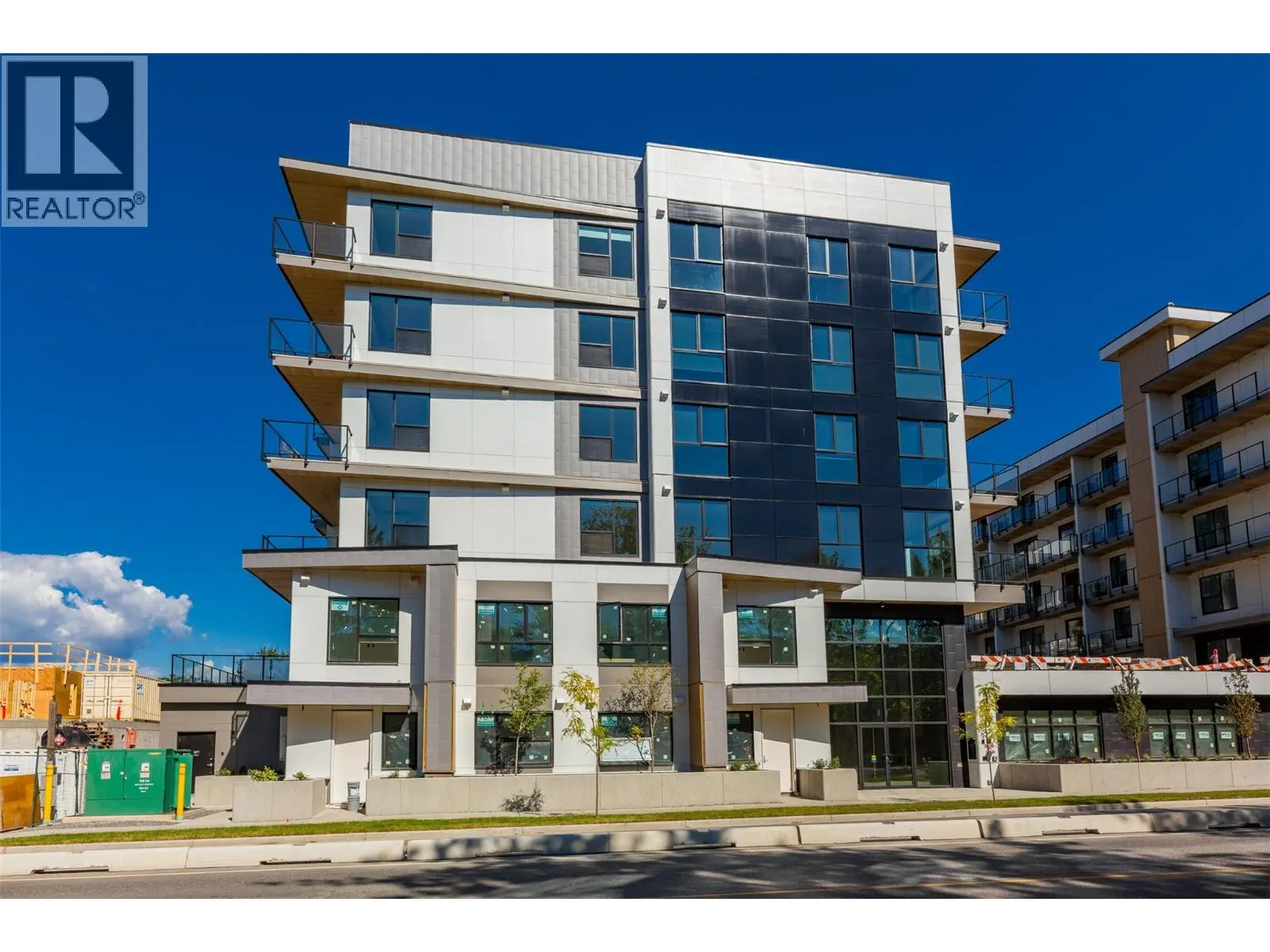 1280 Sutherland Avenue Unit# 602