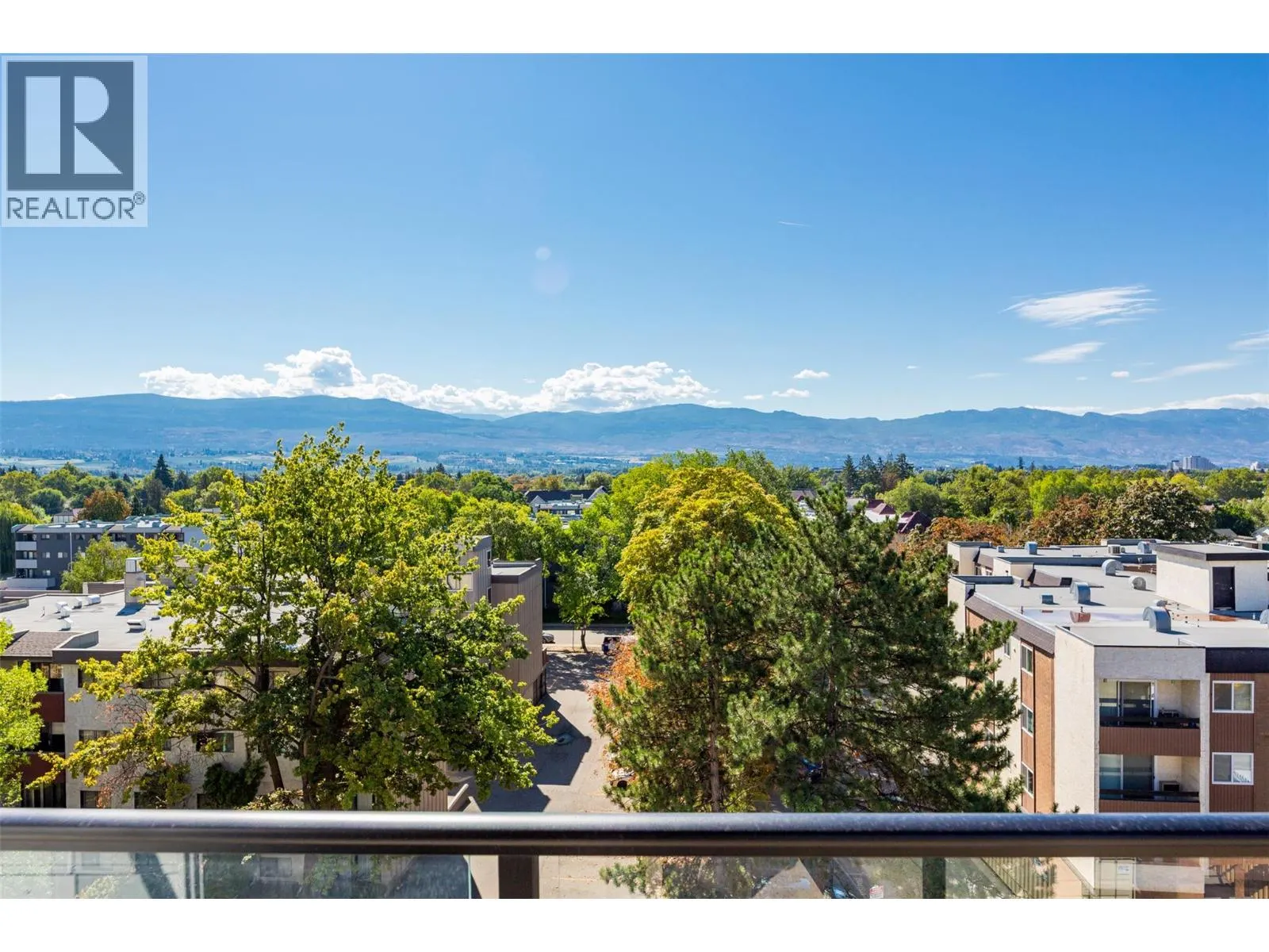 1280 Sutherland Avenue Unit# 602
