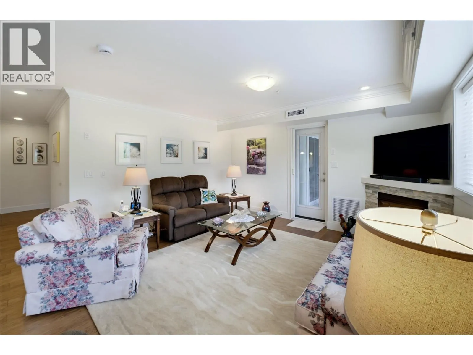 330 4th Avenue SE Unit# 106