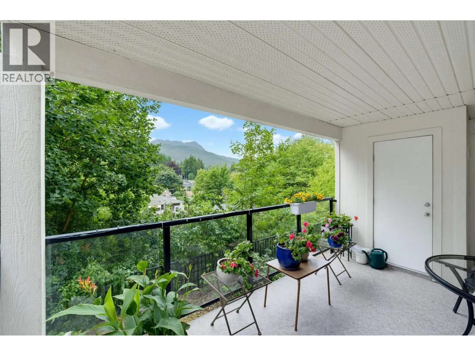 330 4th Avenue SE Unit# 106