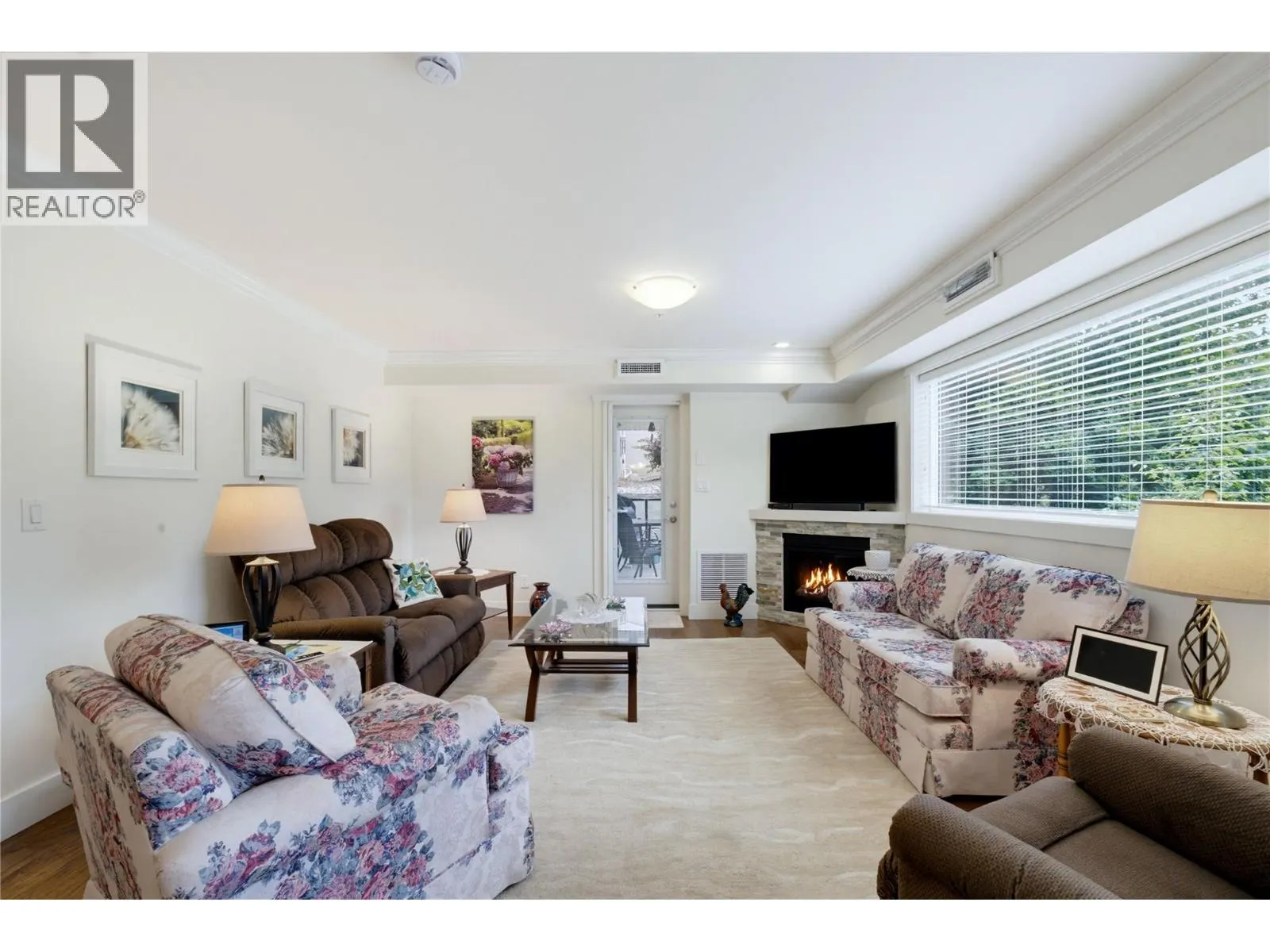 330 4th Avenue SE Unit# 106
