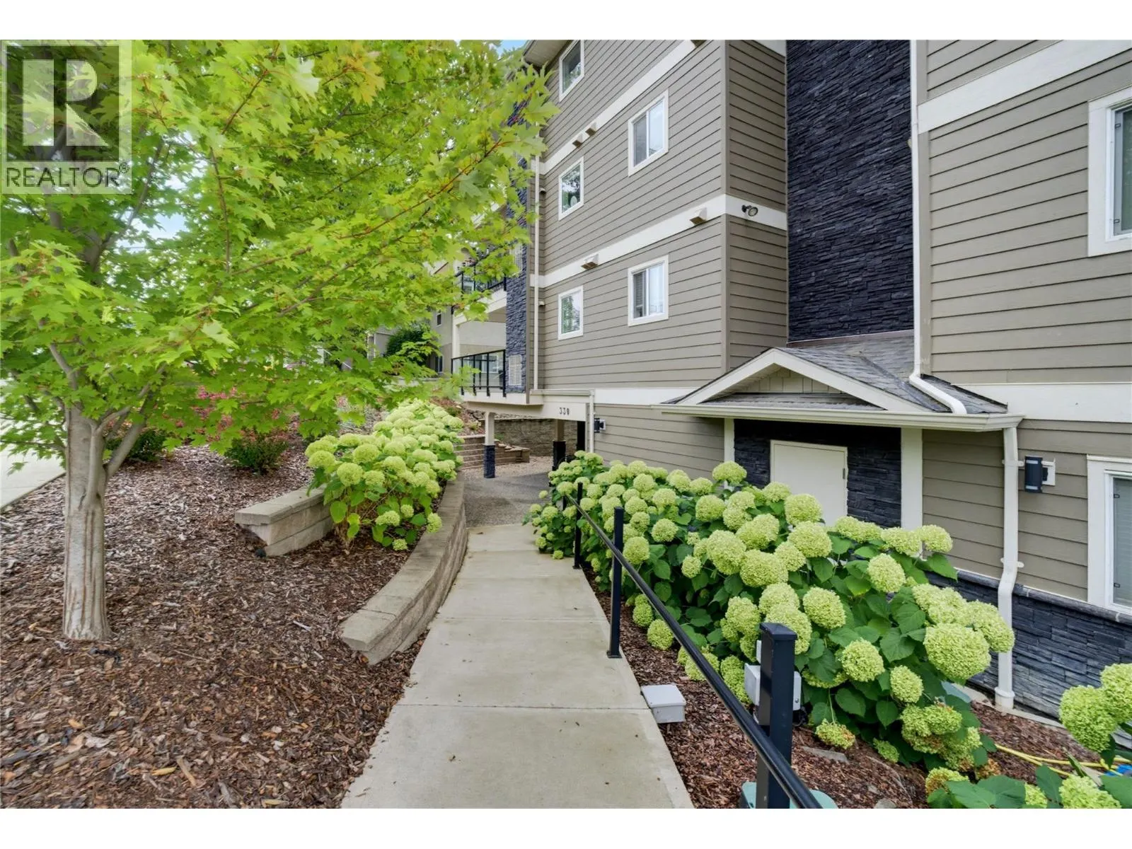 330 4th Avenue SE Unit# 106