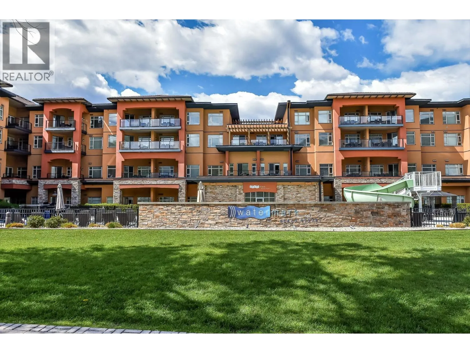 15 Park Place Unit# 312